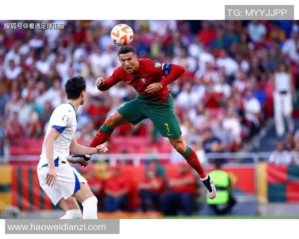 近视眼足球明星的奋斗与荣耀：他们如何克服视力障碍成就辉煌职业生涯