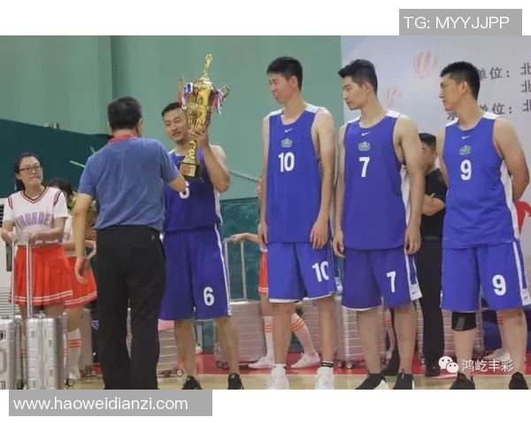 深圳篮球队的拼搏之路在世界锦标赛上的辉煌与挑战 深圳篮球队的拼搏之路在世界锦标赛上的辉煌与挑战